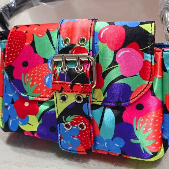 Current Mood ✦ Fruit Print Shoulder Bag ✦ Red Black Y2K Graphic Silver Buckle - Picture 3 of 13